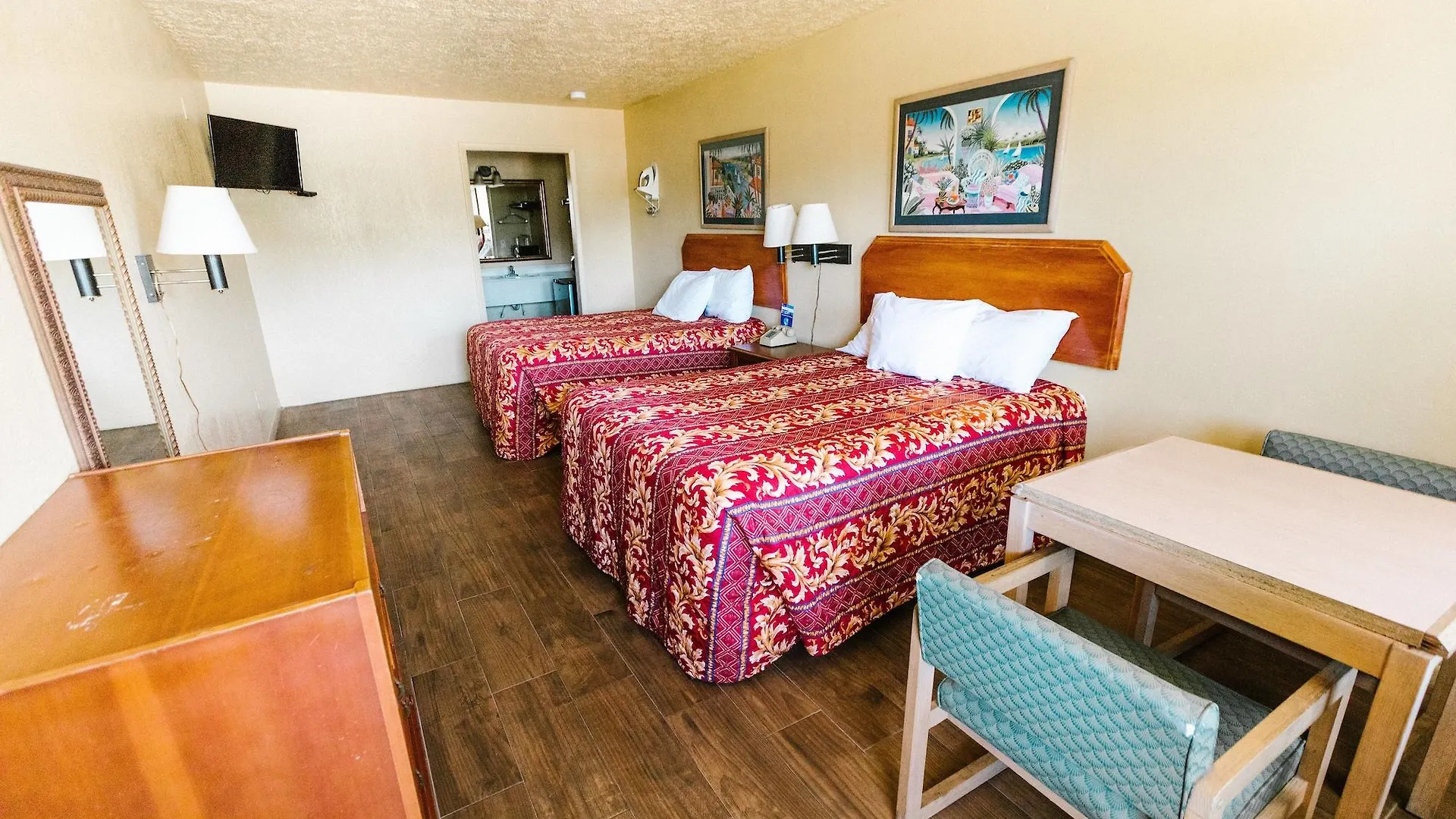 Summer Breeze Motel Upper Grand Lagoon 2*,  Estados Unidos da América