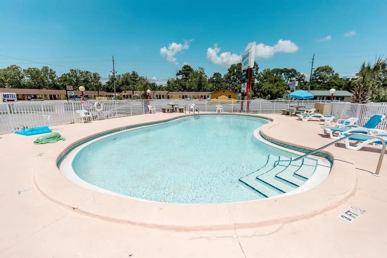 Summer Breeze Motel Upper Grand Lagoon