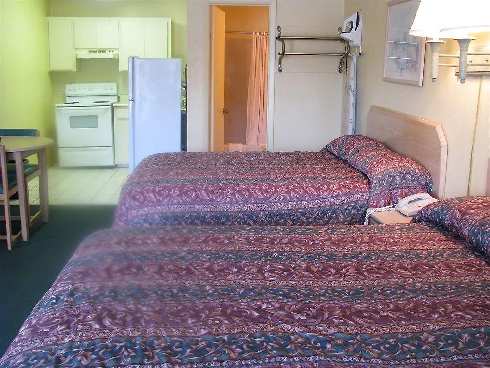 Summer Breeze Motel Upper Grand Lagoon