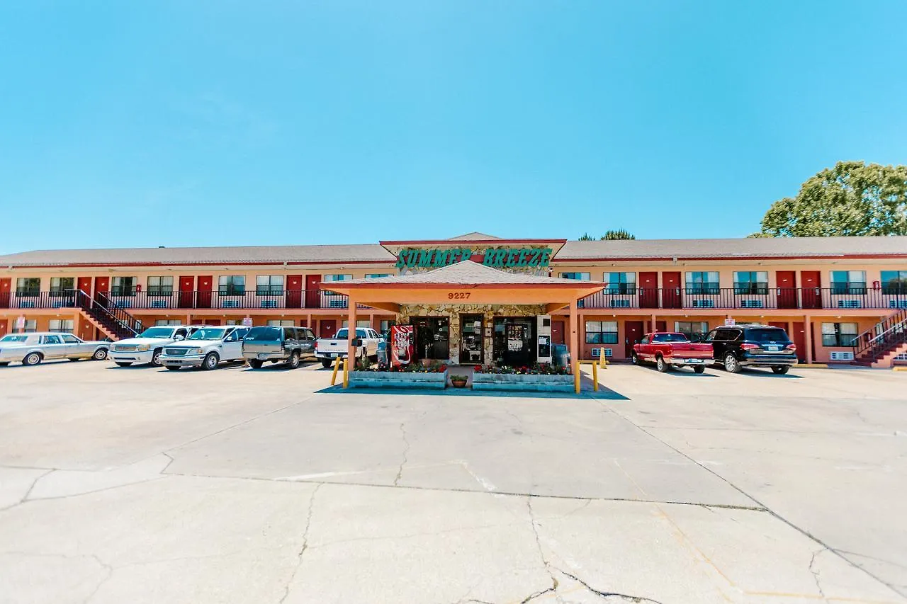 Summer Breeze Motel Upper Grand Lagoon