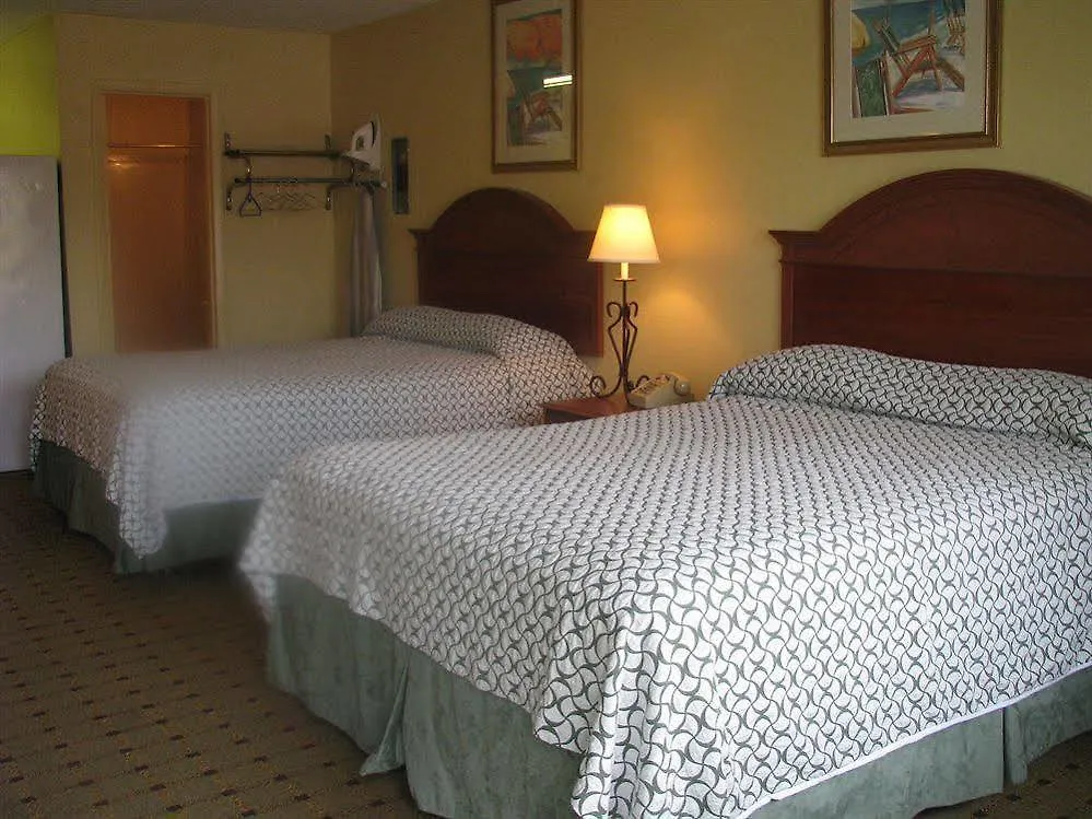 Summer Breeze Motel Upper Grand Lagoon